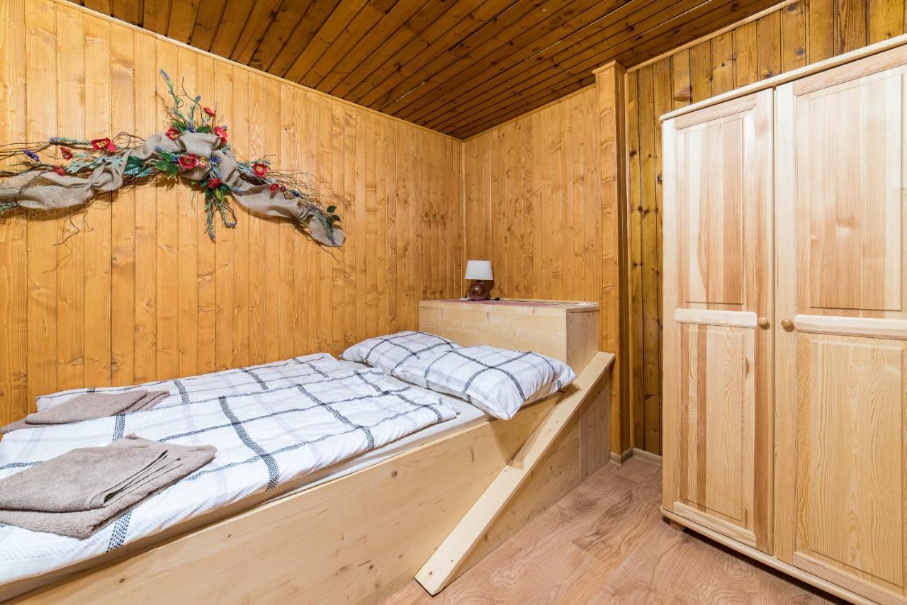 Apartmány Nízke Tatry - Krpáčovo Dolna Lehota Exterior foto